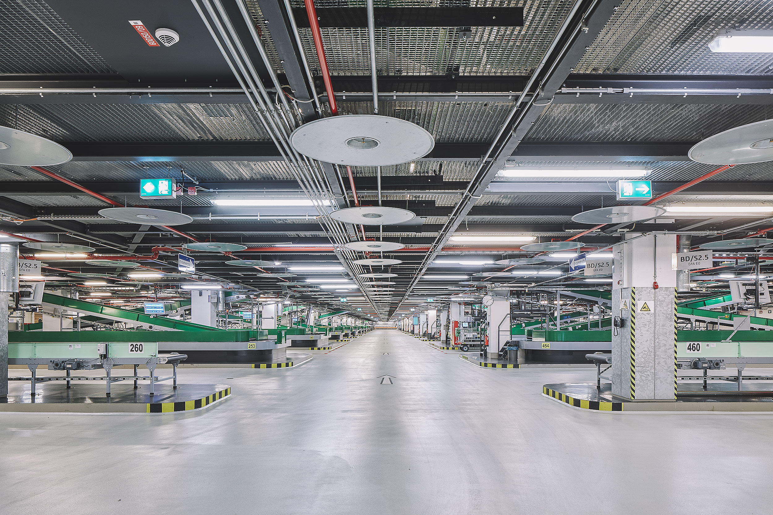 Baggage conveyor system, Aiport Berlin Brandenburg