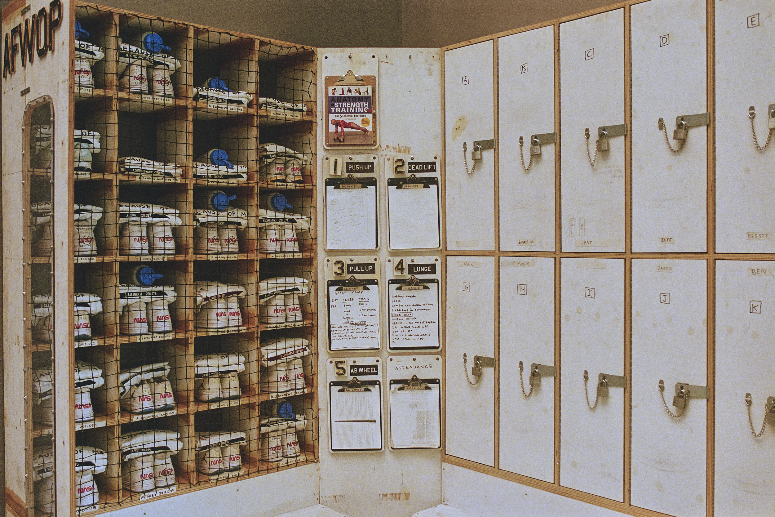 Tom Sachs – Space Program: Rare Earths ⎪ Deichtorhallen Hamburg