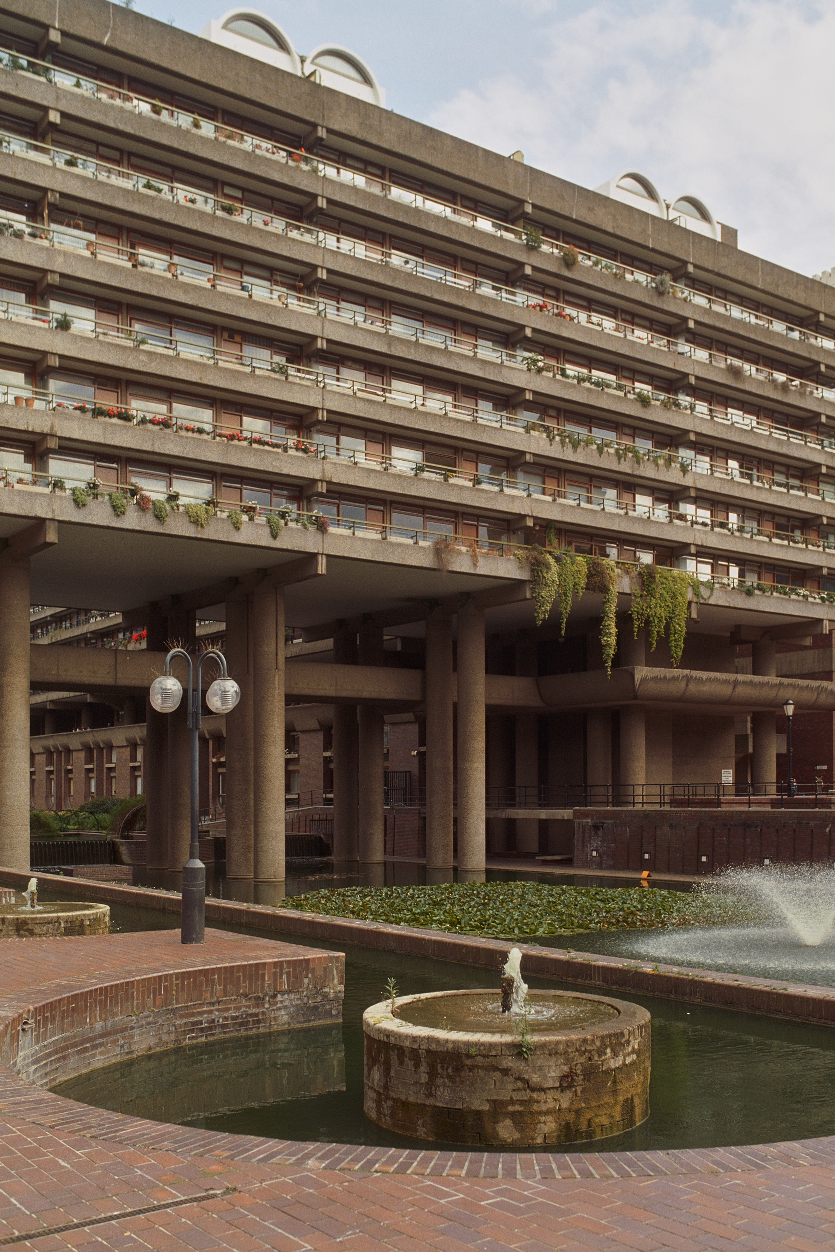High-rise silhouettes of the Barbican recorded by David Altrath.