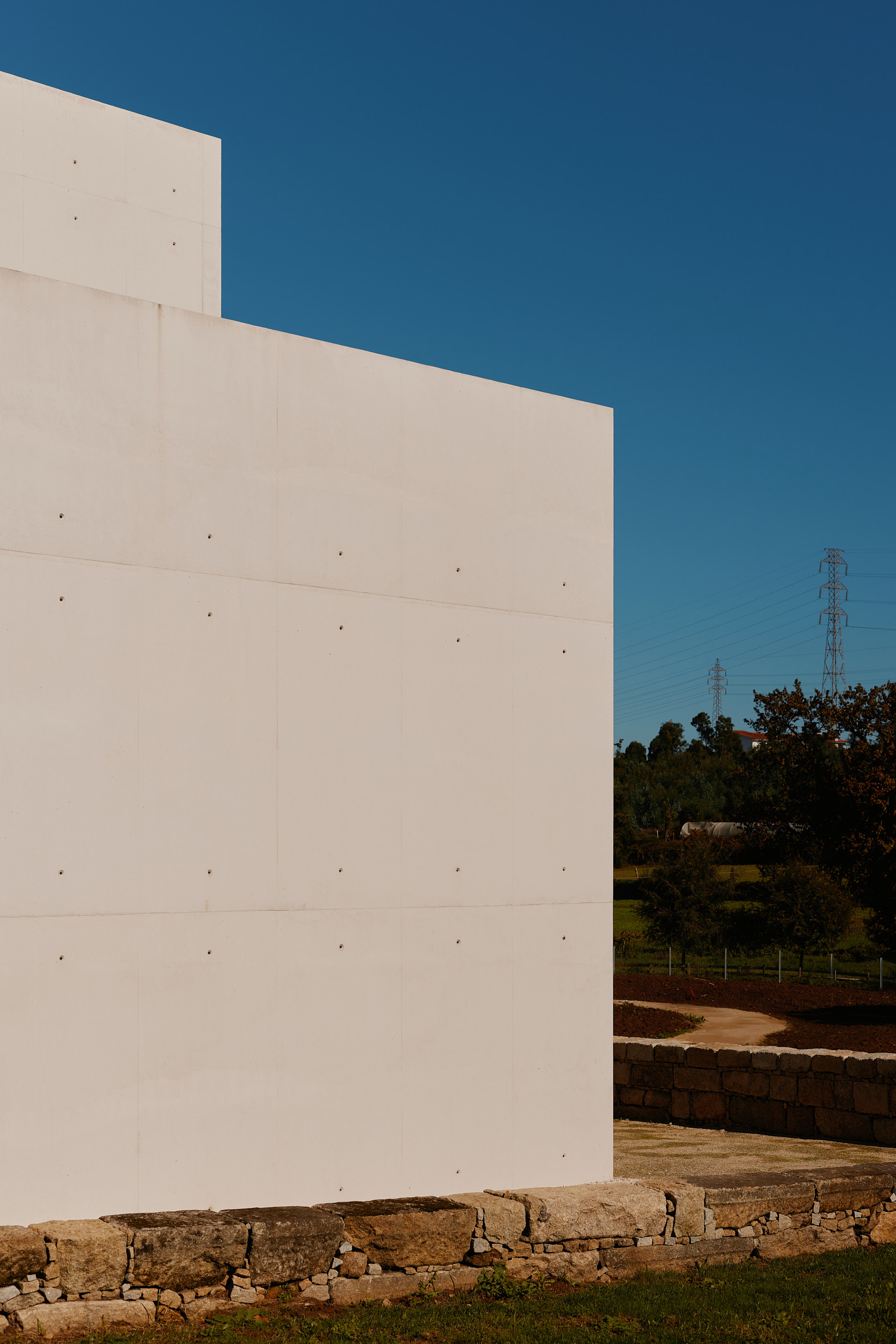 Contemporary architecture meets heritage – Álvaro Siza’s work in Leça do Balio, photographed by David Altrath