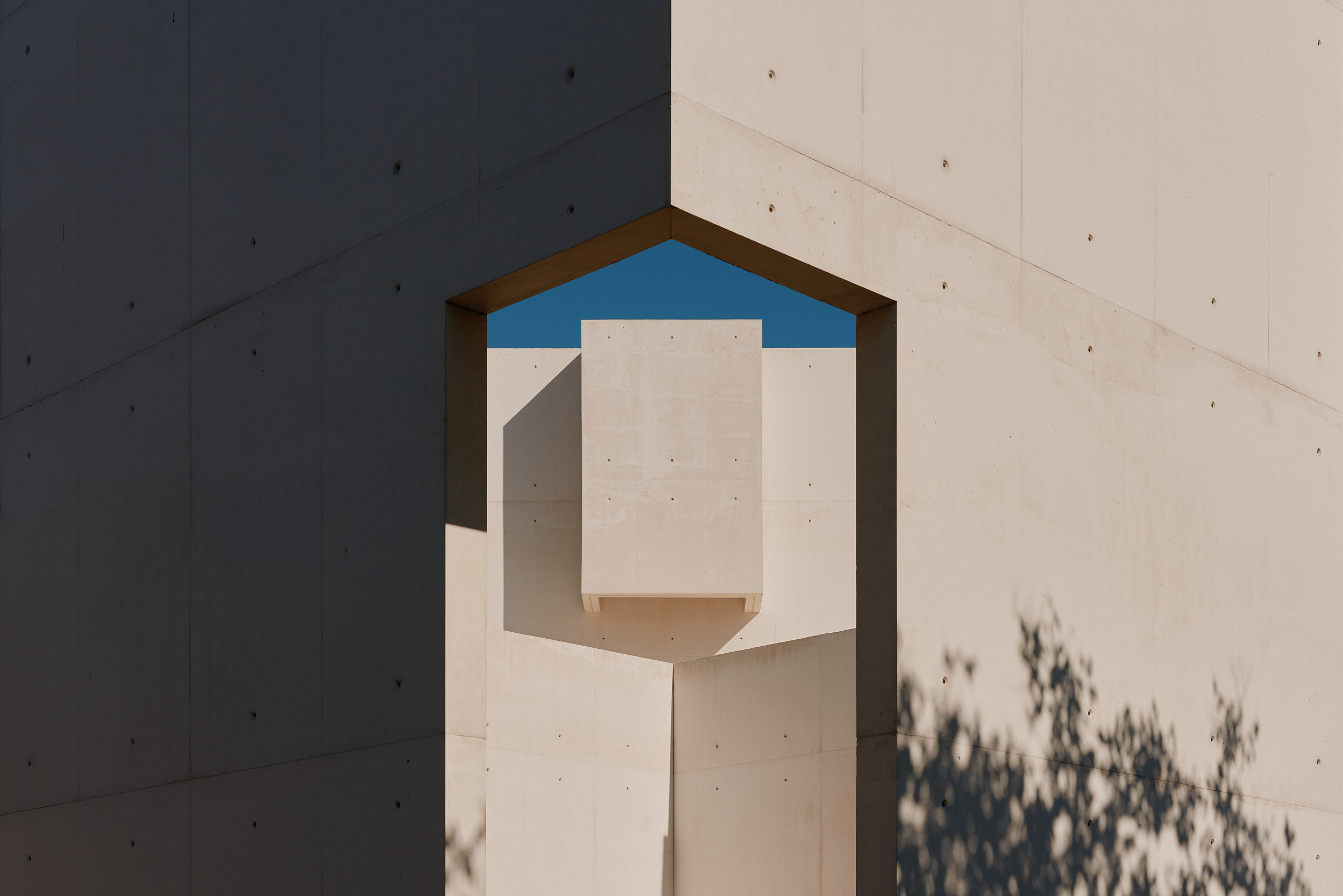 Architekturfotografie von David Altrath – Erweiterung des Klosters Leça do Balio von Álvaro Siza Vieira in Portugal