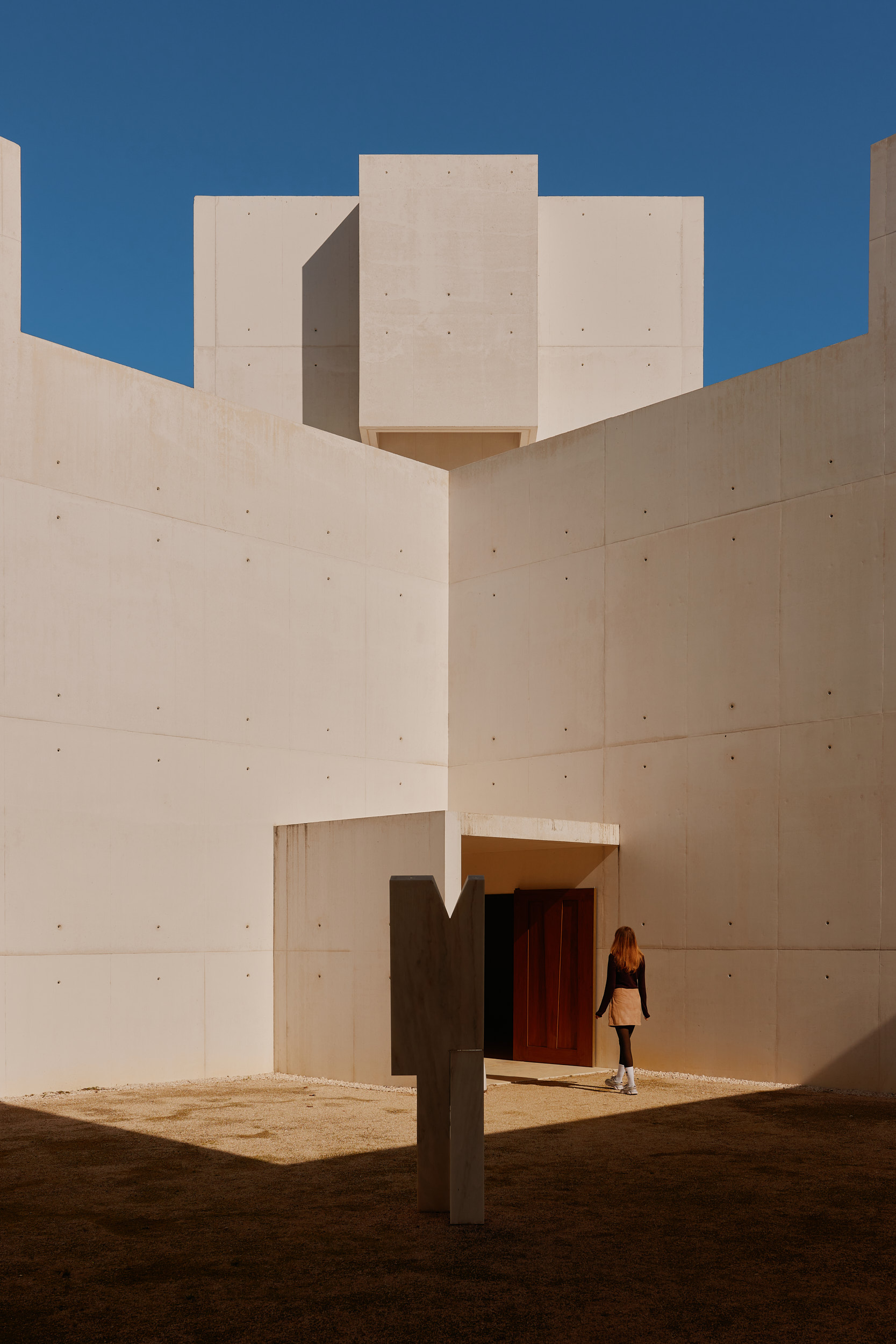 Architectural photography by David Altrath – Álvaro Siza’s extension of the Monastery of Leça do Balio, Portugal