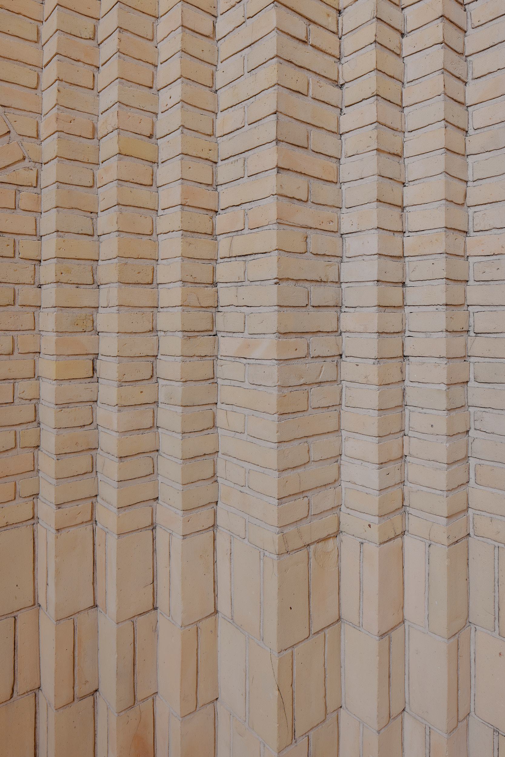 Interiorfotografie der Grundtvigs Kirke durch Hamburger Architektur- und Interiorfotograf David Altrath