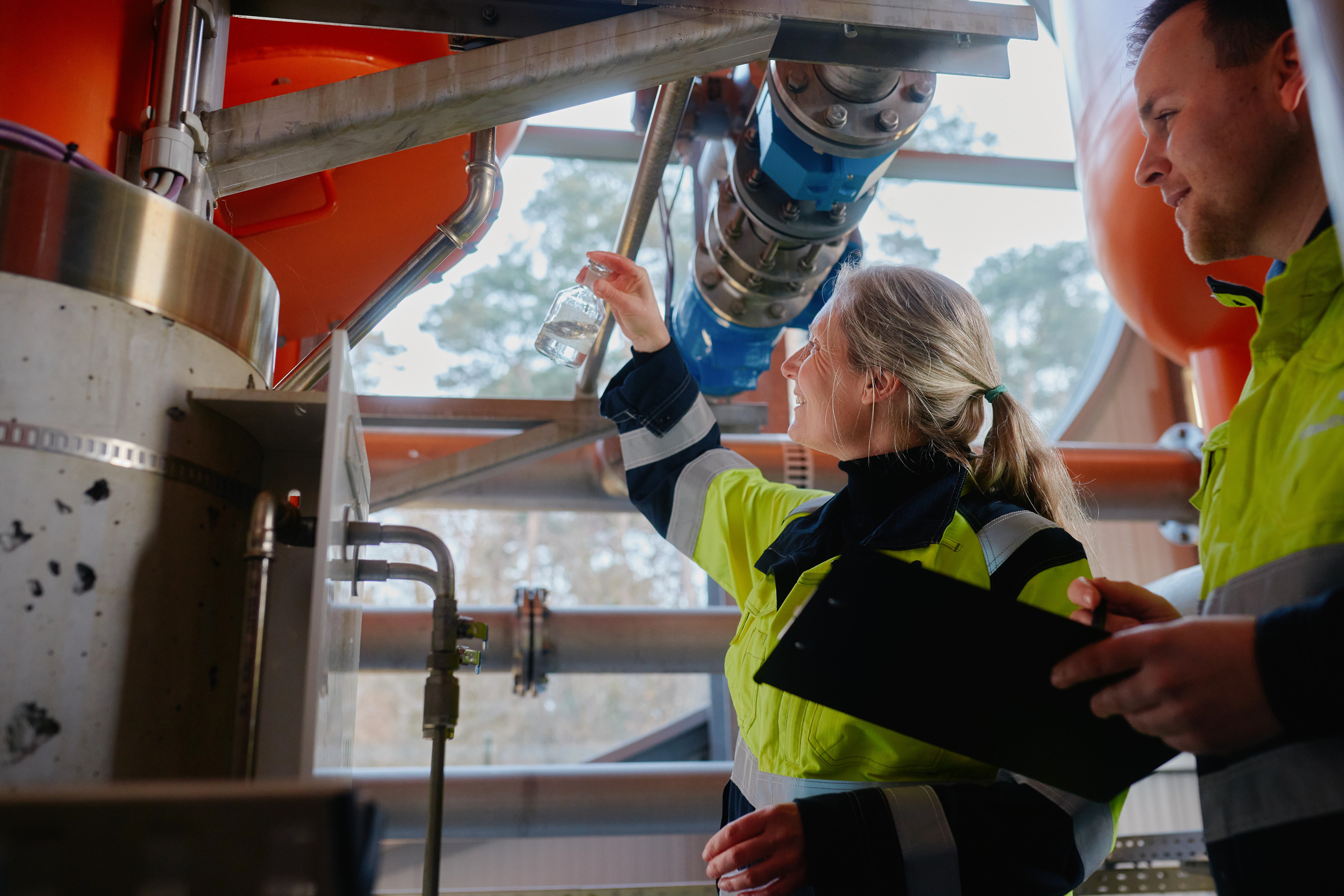 Kampagnenfotografie mit echten Mitarbeitenden für stadtwerker